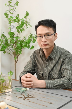 魏新振